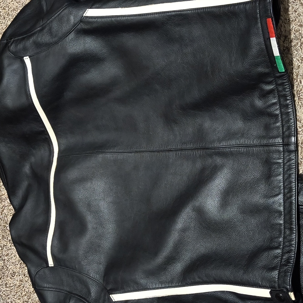 Retro Ducati Riding Leather Jacket - Picture 7 of 7